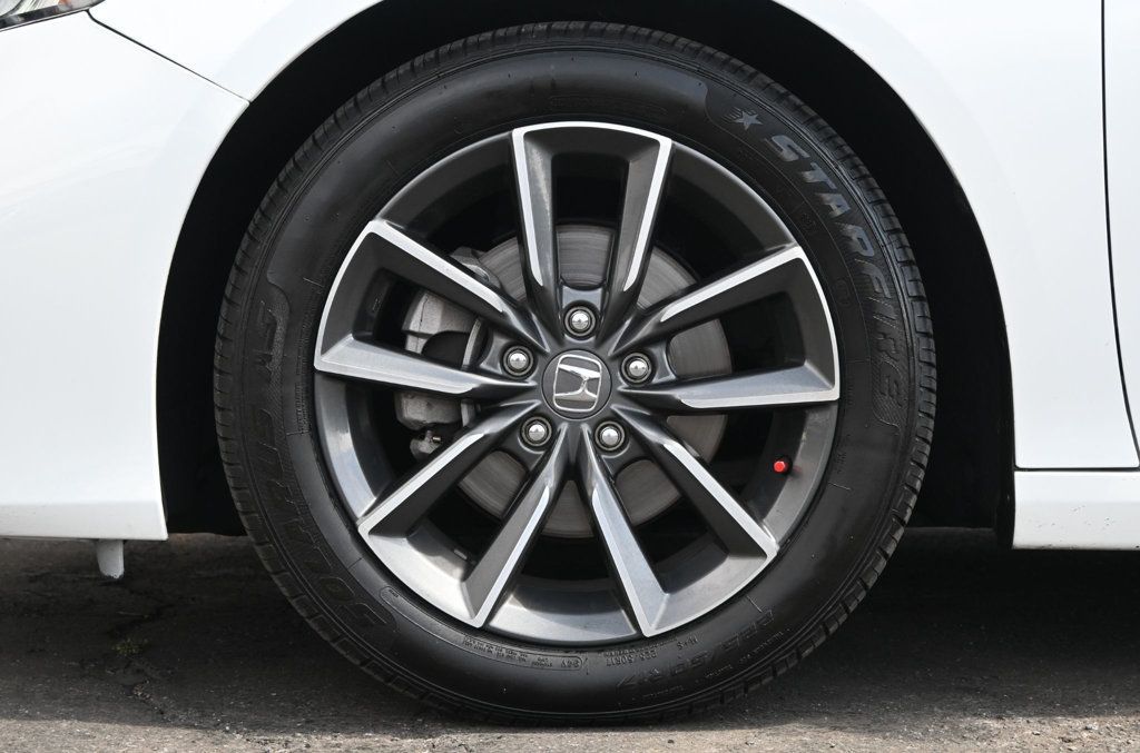 Honda Accord photo 7