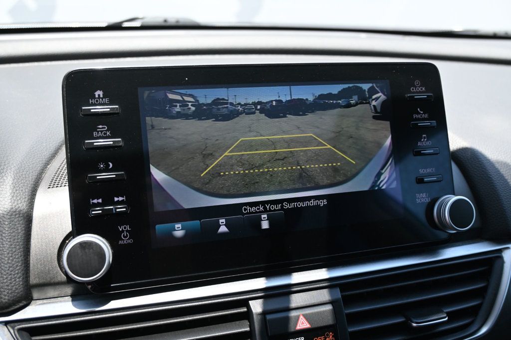Honda Accord photo 15