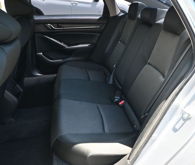 2021 Honda Accord Sedan LX - 23057582 - 17