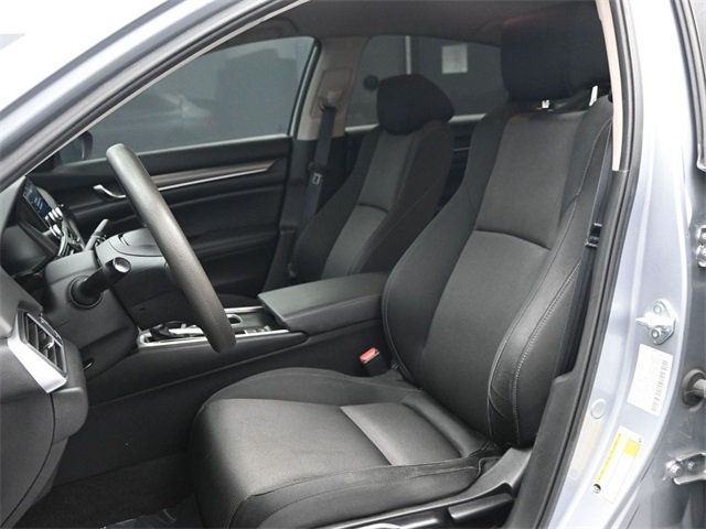 2021 Honda Accord LX 1.5T photo 5