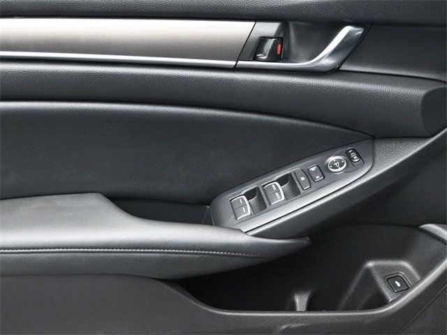 2021 Honda Accord LX 1.5T photo 7