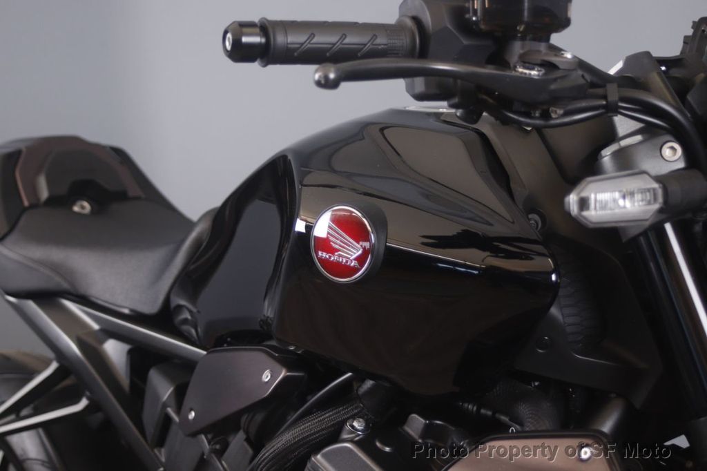 2021 Honda CB1000R Black Edition PRICE REDUCED! - 21990375 - 34