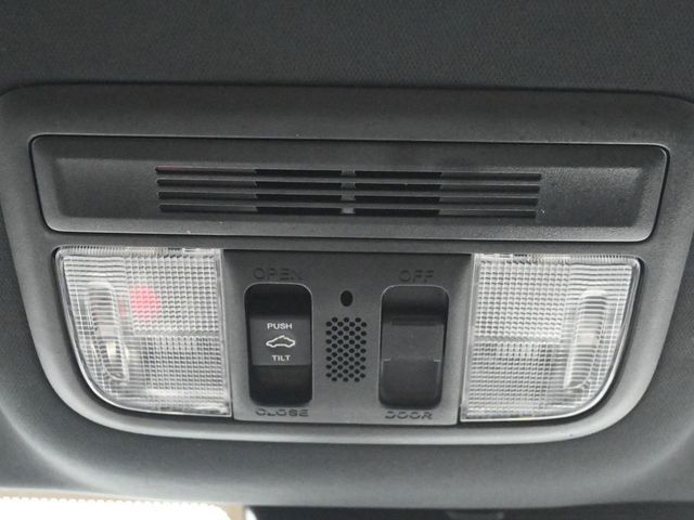 2021 Honda Civic Hatchback EX CVT - 22971576 - 17