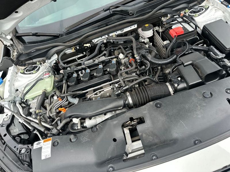 2021 Honda Civic Hatchback Sport CVT - 23023341 - 19