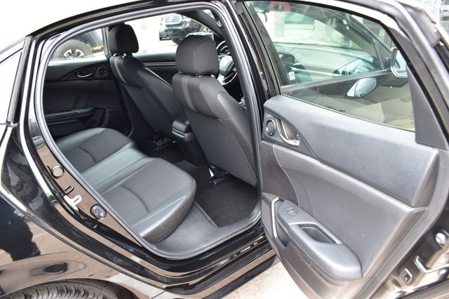 2021 Honda Civic Hatchback Sport CVT - 23067796 - 19
