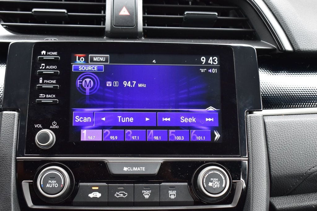 2021 Honda Civic Hatchback Sport CVT - 23067796 - 39