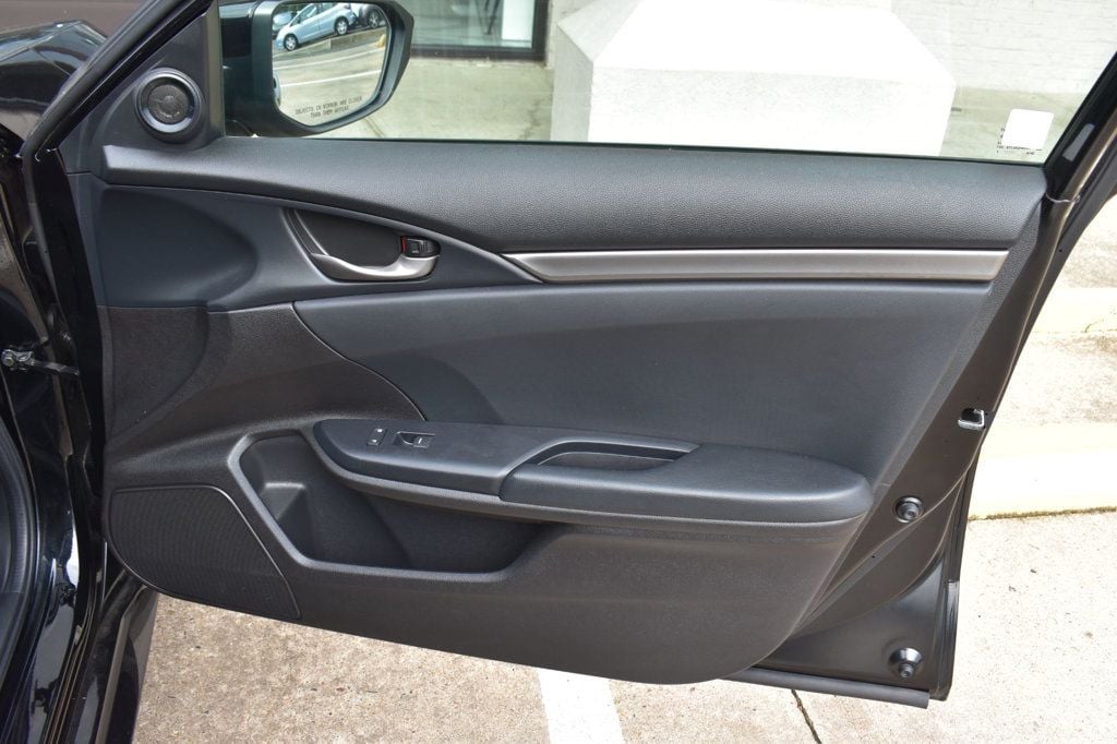 2021 Honda Civic Hatchback Sport CVT - 23067796 - 43