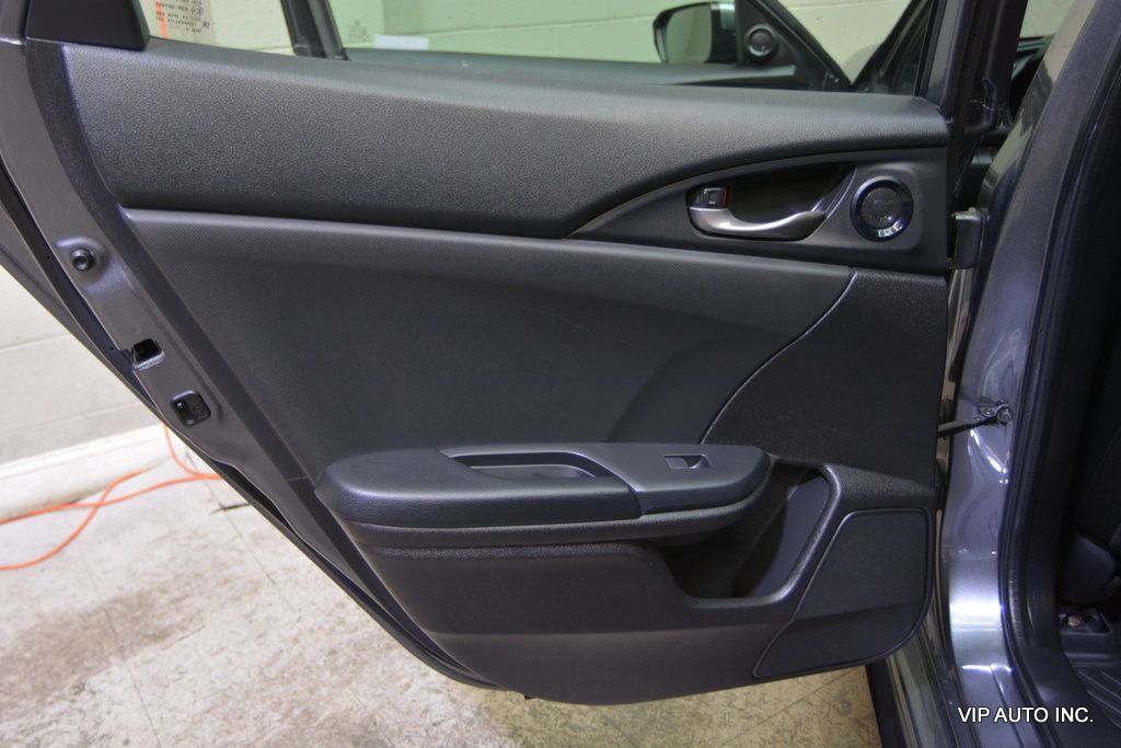 2021 Honda Civic Hatchback Sport CVT - 22970706 - 8