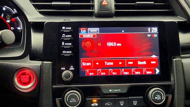 2021 Honda Civic Hatchback Sport CVT - 23014253 - 17