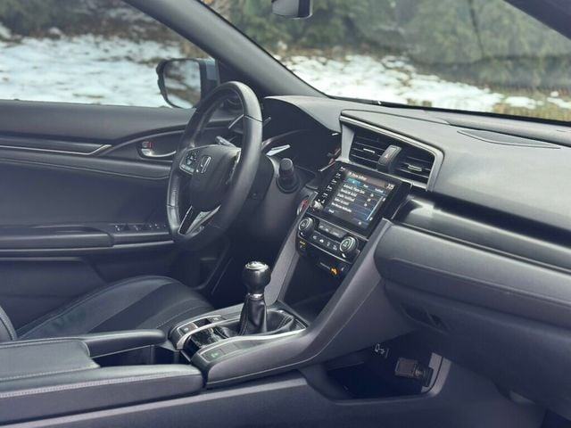 2021 Honda Civic Hatchback Sport Touring Manual - 22943605 - 24