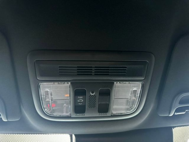 2021 Honda Civic Hatchback Sport Touring Manual - 22943605 - 39