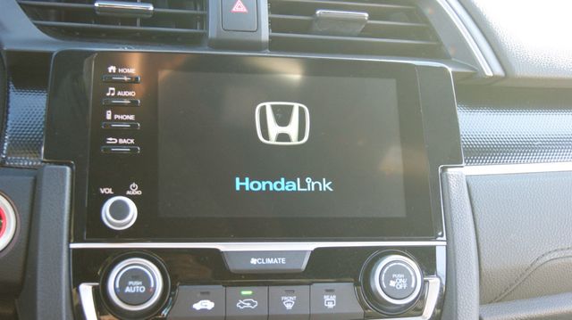 2021 Honda Civic Sedan 1 OWNET ,4 NEW TIRES , JUST SERVICED, VERY CLEAN INSIDE AND OUT  - 22952092 - 9