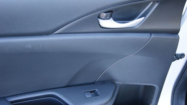 2021 Honda Civic Sedan 1 OWNET ,4 NEW TIRES , JUST SERVICED, VERY CLEAN INSIDE AND OUT  - 22952092 - 36