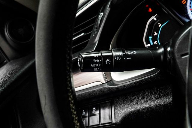 2021 Honda Civic Sedan EX CVT - 22986965 - 25