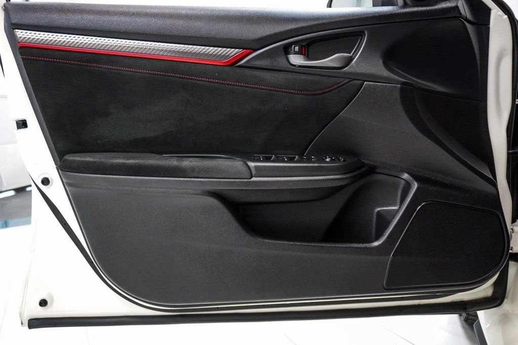 2021 Honda Civic Type R Touring photo 29