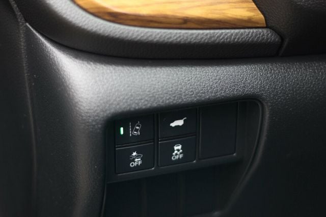 2021 Honda CR-V TOURING  W/ NAVIGATION, LEATHER, MOONROOF - 23068318 - 31