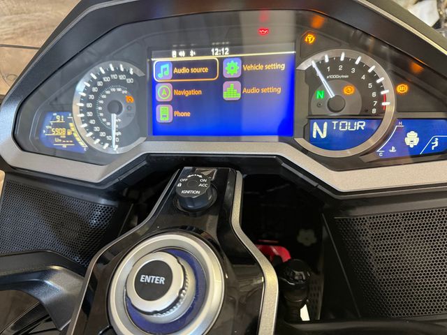 2021 Honda GL1800 Goldwing Tour DCT One Owner! - 23040603 - 10