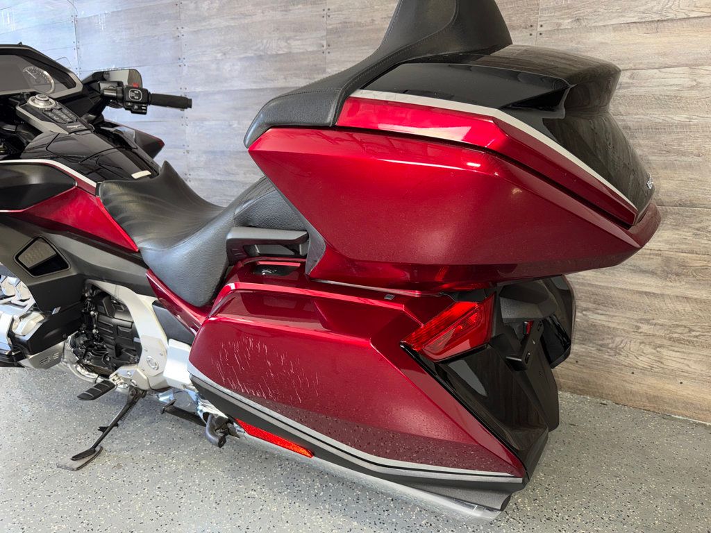 2021 Honda GL1800 Goldwing Tour DCT One Owner! - 23040603 - 14