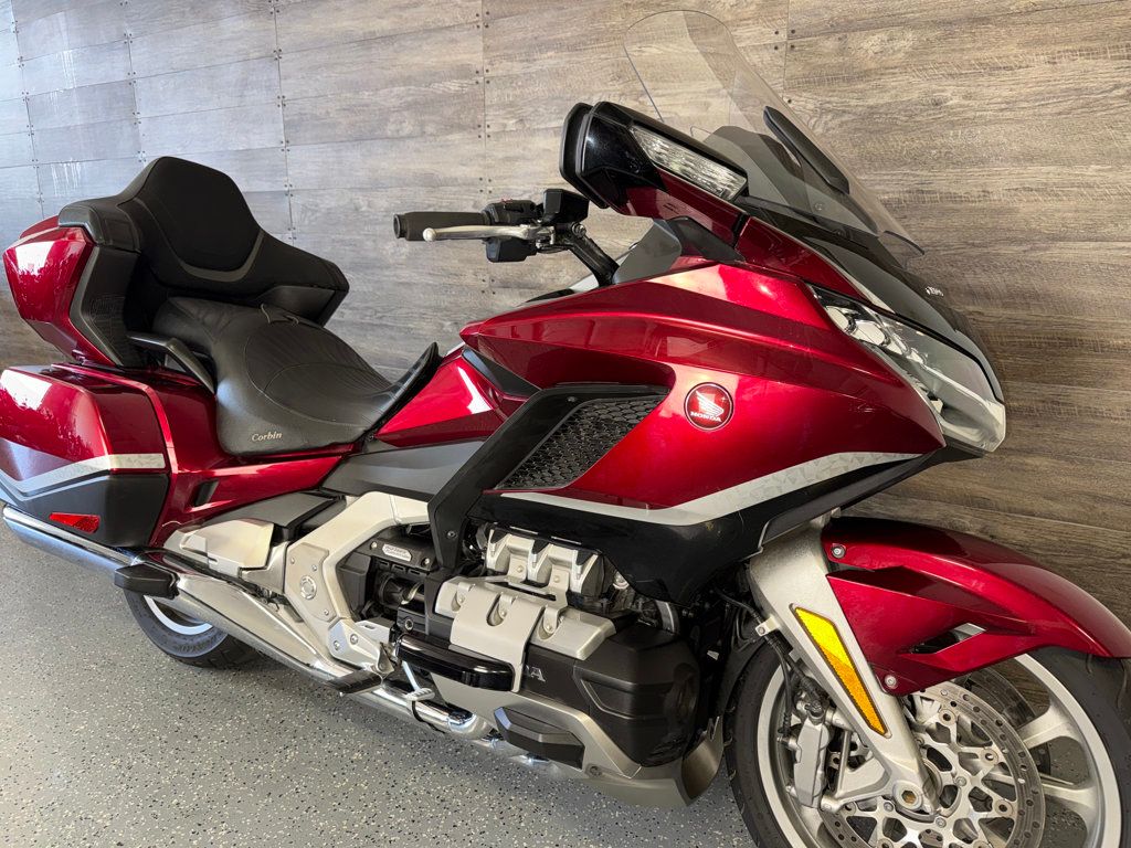 2021 Honda GL1800 Goldwing Tour DCT One Owner! - 23040603 | Video 2