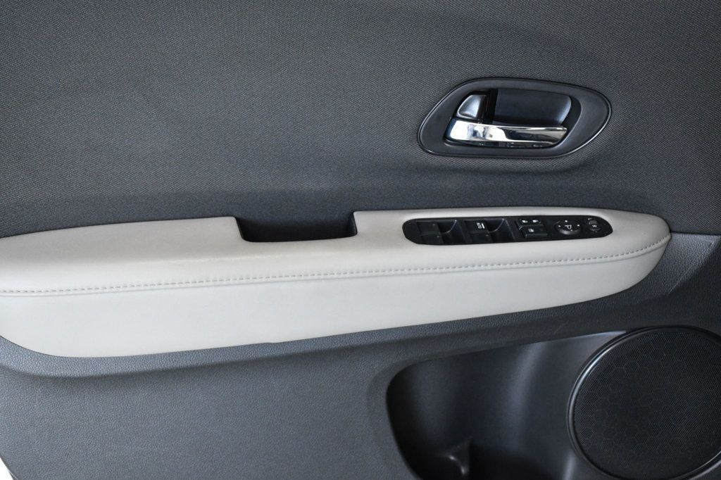 2021 Honda HR-V LX AWD CVT - 22922333 - 8