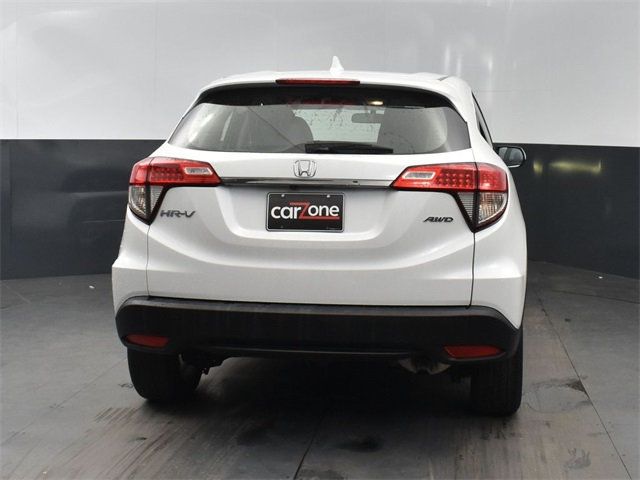 2021 Honda HR-V LX photo 16