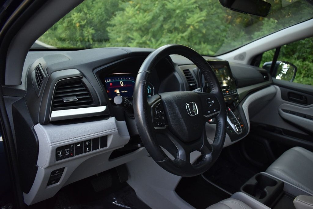 2021 Honda Odyssey EX-L photo 2