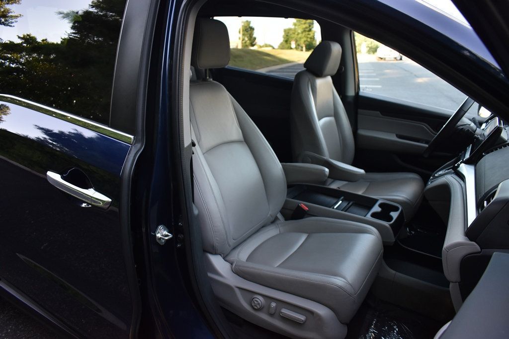 2021 Honda Odyssey EX-L photo 3