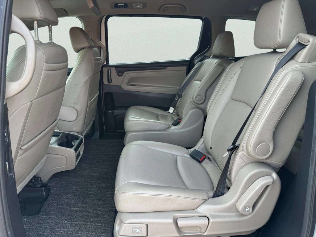 2021 Honda Odyssey Touring Automatic - 23059589 - 11