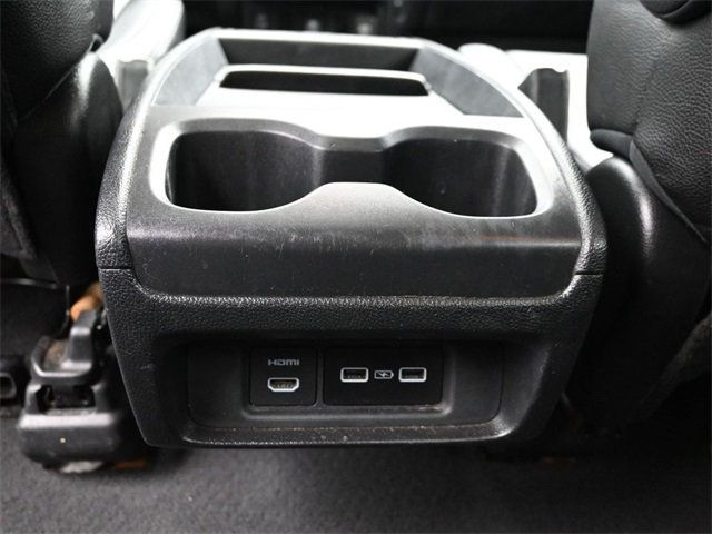 2021 Honda Odyssey Touring photo 11