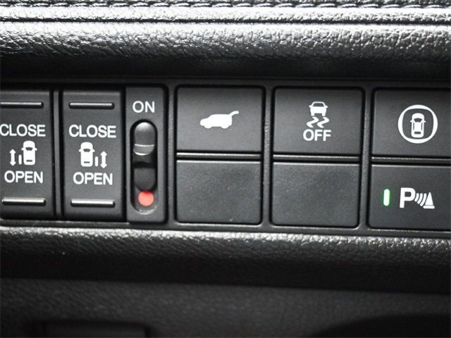 2021 Honda Odyssey Touring photo 23