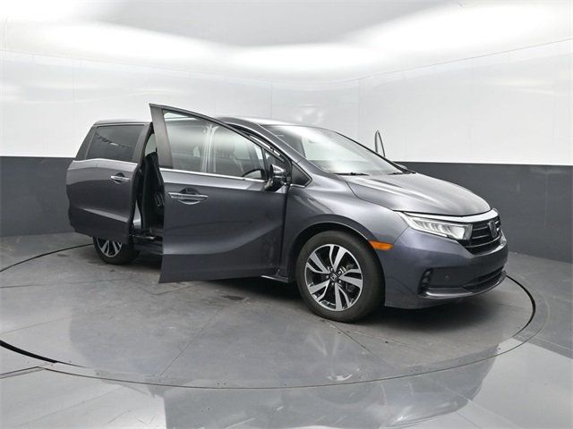 2021 Honda Odyssey Touring photo 32