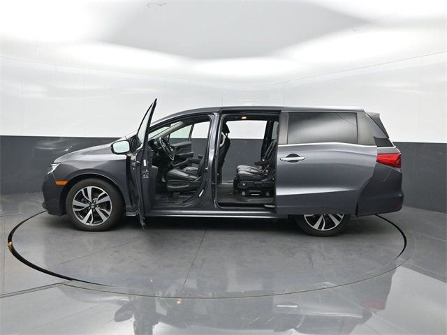 2021 Honda Odyssey Touring photo 33