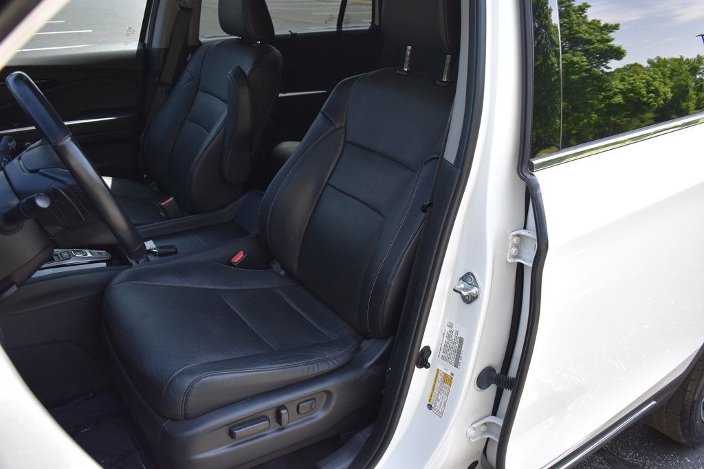 2021 Honda Pilot Elite photo 4