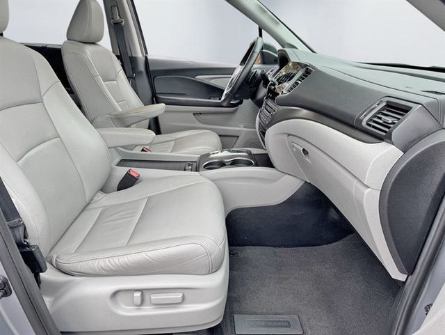 2021 Honda Pilot EX-L AWD - 22954745 - 25