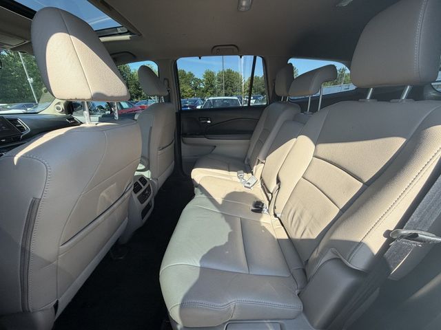 2021 Honda Pilot EX-L AWD - 23079672 - 22