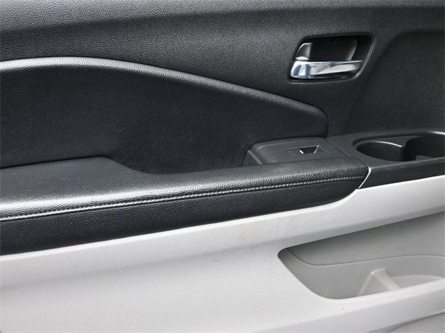 2021 Honda Pilot Touring 7-Passenger 2WD - 22949657 - 13