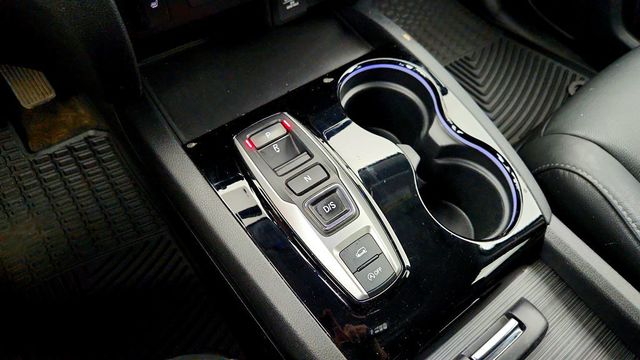 2021 Honda Pilot Touring 8-Seater AWD 1 OWNER  - 23013789 - 16