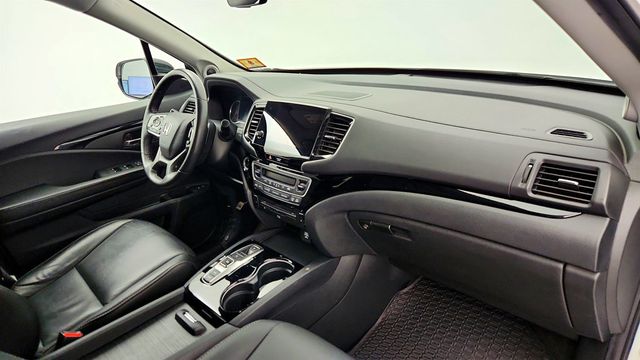 2021 Honda Pilot Touring 8-Seater AWD 1 OWNER  - 23013789 - 25