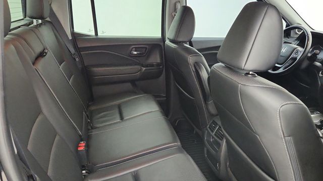 2021 Honda Ridgeline RTL-E AWD with Trailer Hitch - 22951213 - 23