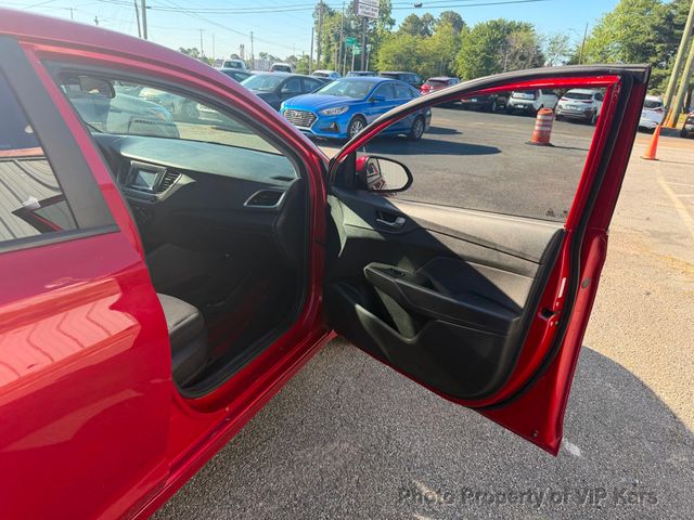 2021 Hyundai Accent SE Sedan IVT - 23027956 - 11