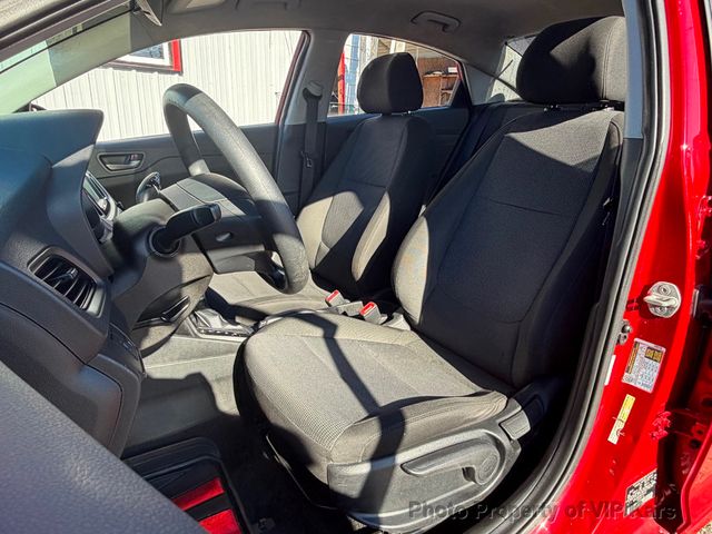 2021 Hyundai Accent SE Sedan IVT - 23027956 - 12