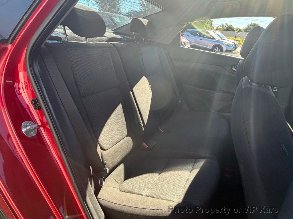 2021 Hyundai Accent SE Sedan IVT - 23027956 - 14