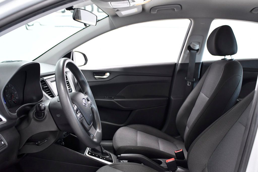 2021 Hyundai Accent SE Sedan IVT - 22422455 - 6