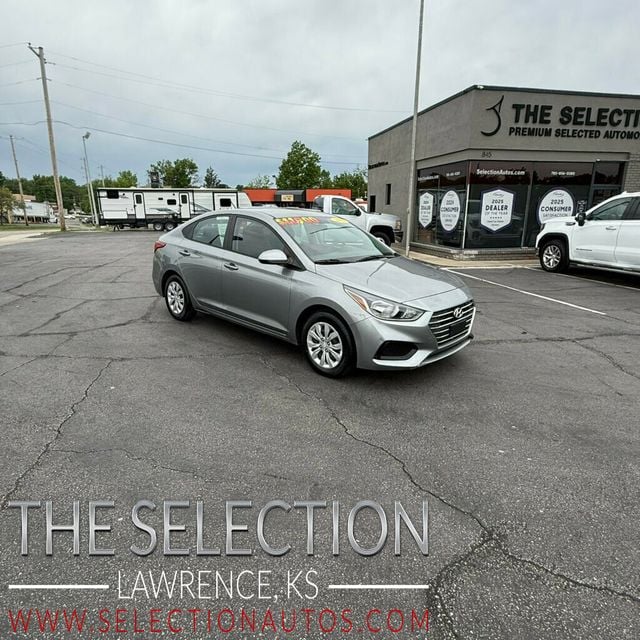 2021 Hyundai Accent SE SEDAN W/BACK UP CAMERA & APPLE SIRI EYES FREE  - 23017546 - 0