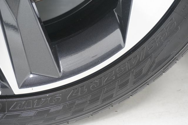 2021 Hyundai Elantra Limited IVT - 23030072 - 27