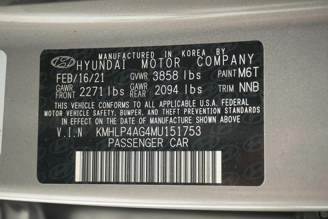2021 Hyundai Elantra Limited IVT - 23030072 - 30