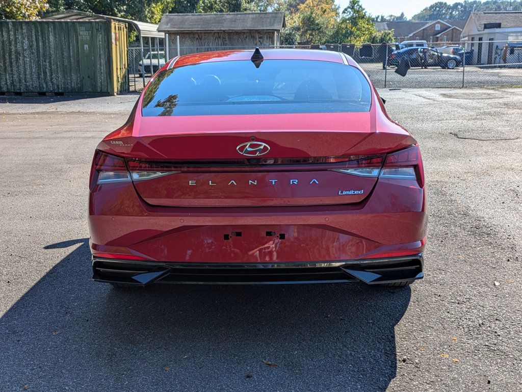 2021 Hyundai Elantra Limited photo 4