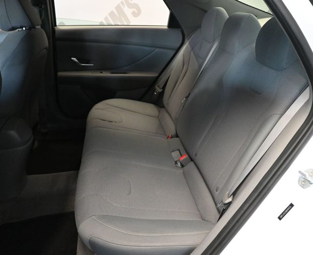2021 Hyundai Elantra SE - 23091993 - 16