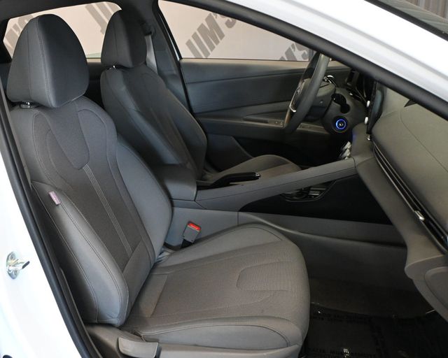 2021 Hyundai Elantra SE - 23091993 - 17