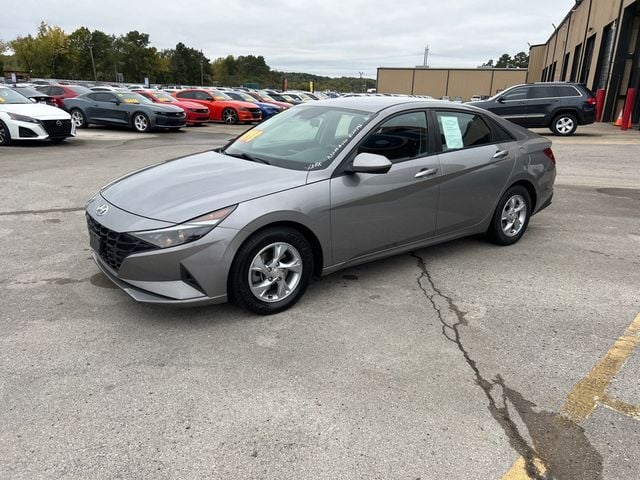 2021 Hyundai Elantra SE - 22937825 - 2